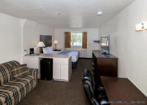 Rodeway Inn & Suites Lewisville I-35 Buitenkant foto